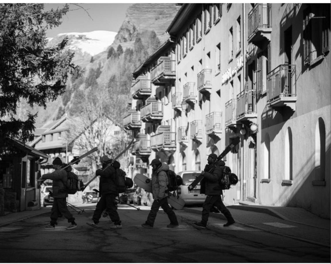 Hotel Des Alpes - Skiers & Bikers Lodge La Grave Exterior photo