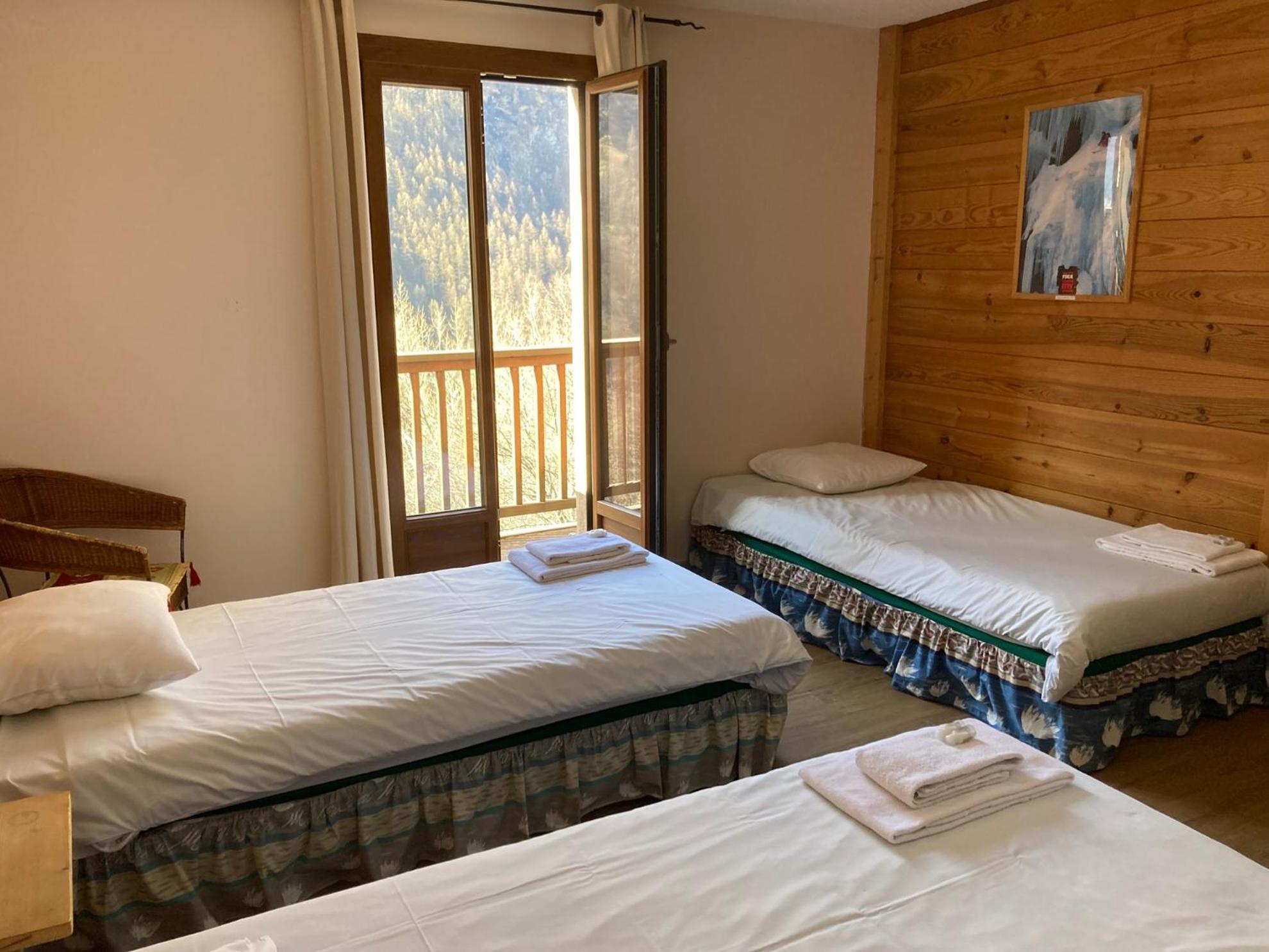 Hotel Des Alpes - Skiers & Bikers Lodge La Grave Exterior photo